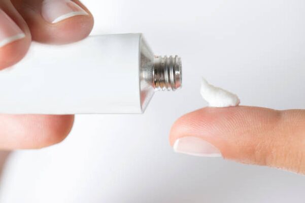 Cream to treat toenail fungus